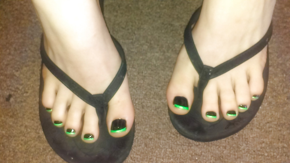 Flip Flop Feet #35699198