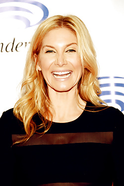 51 - Bin ihr verfallen
 #28409742