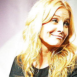 51 - Bin ihr verfallen
 #28409795