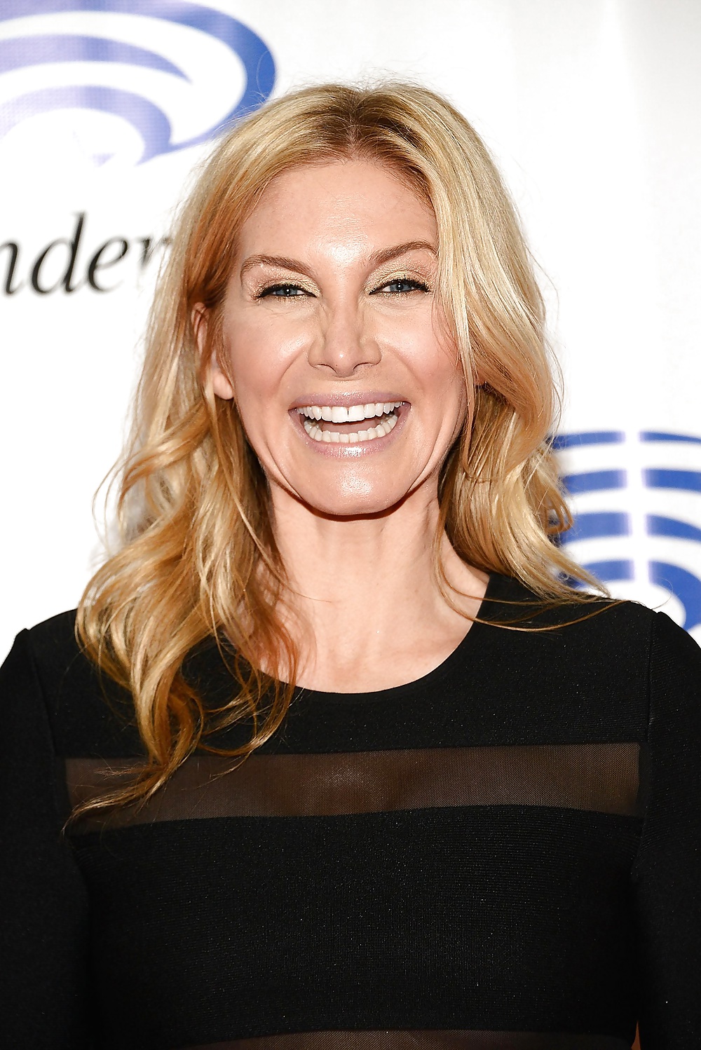 51 - Bin ihr verfallen
 #28409998