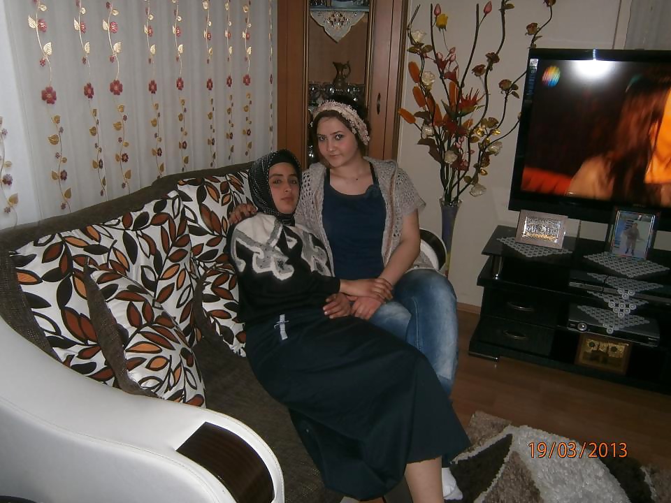 Die Schnittstelle Turbanli Türkisch Hijab Indische Sitzen #31757476