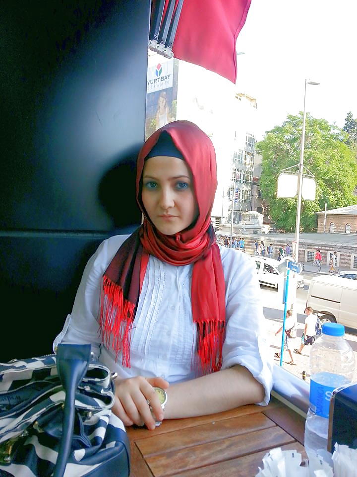 Die Schnittstelle Turbanli Türkisch Hijab Indische Sitzen #31757505