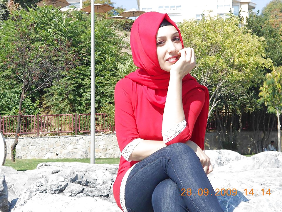Die Schnittstelle Turbanli Türkisch Hijab Indische Sitzen #31757578
