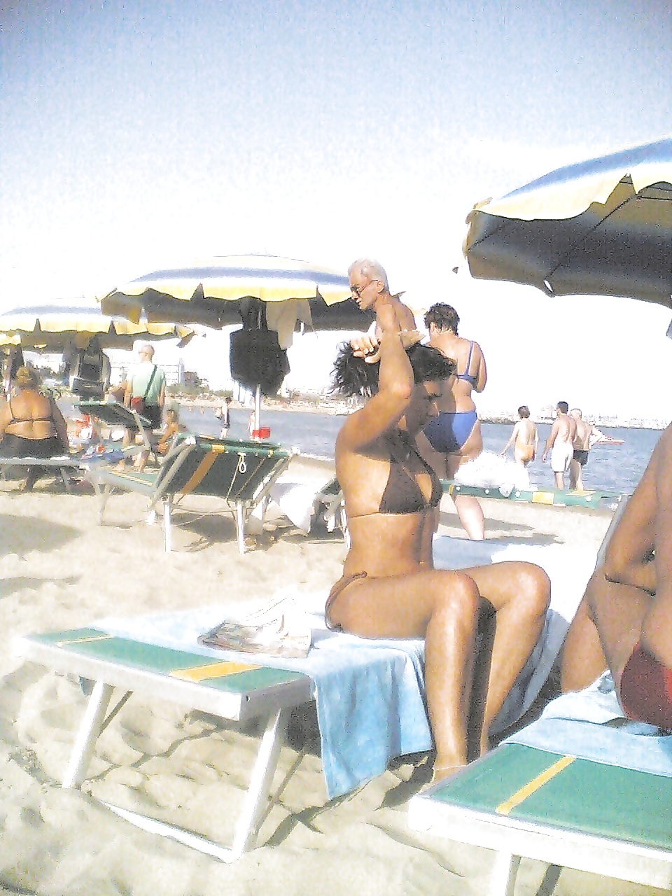 Italiano milf culo candido spiaggia 2014
 #35370924