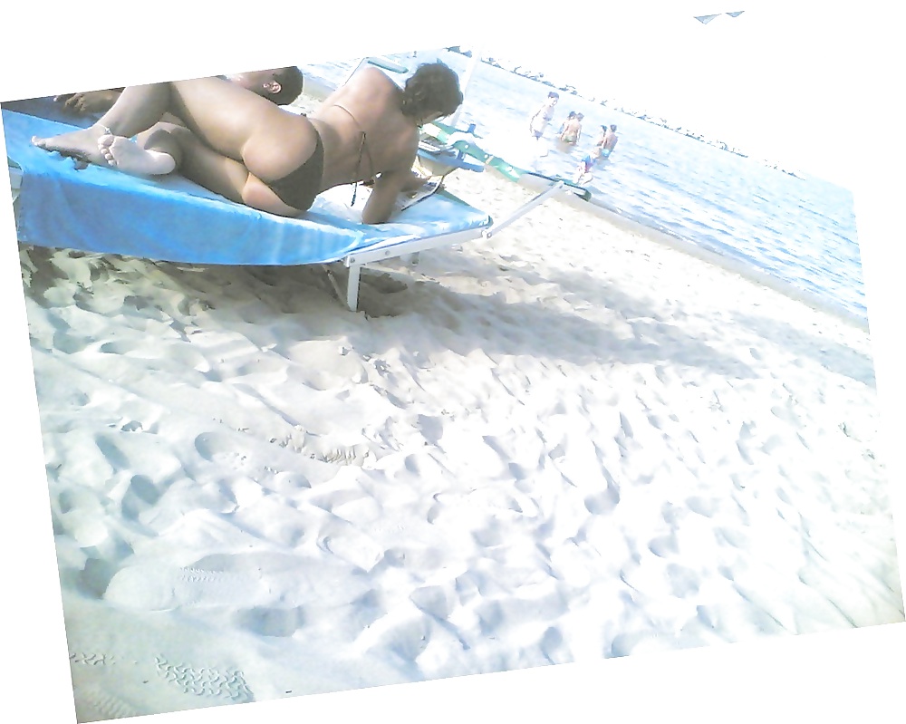 italian milf Candid Ass beach 2014 #35370946