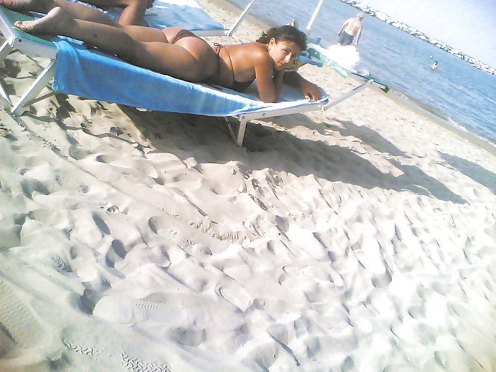 italian milf Candid Ass beach 2014 #35370976