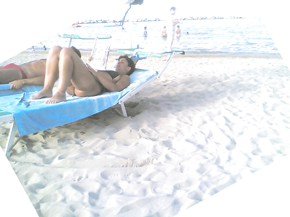 italian milf Candid Ass beach 2014 #35370988