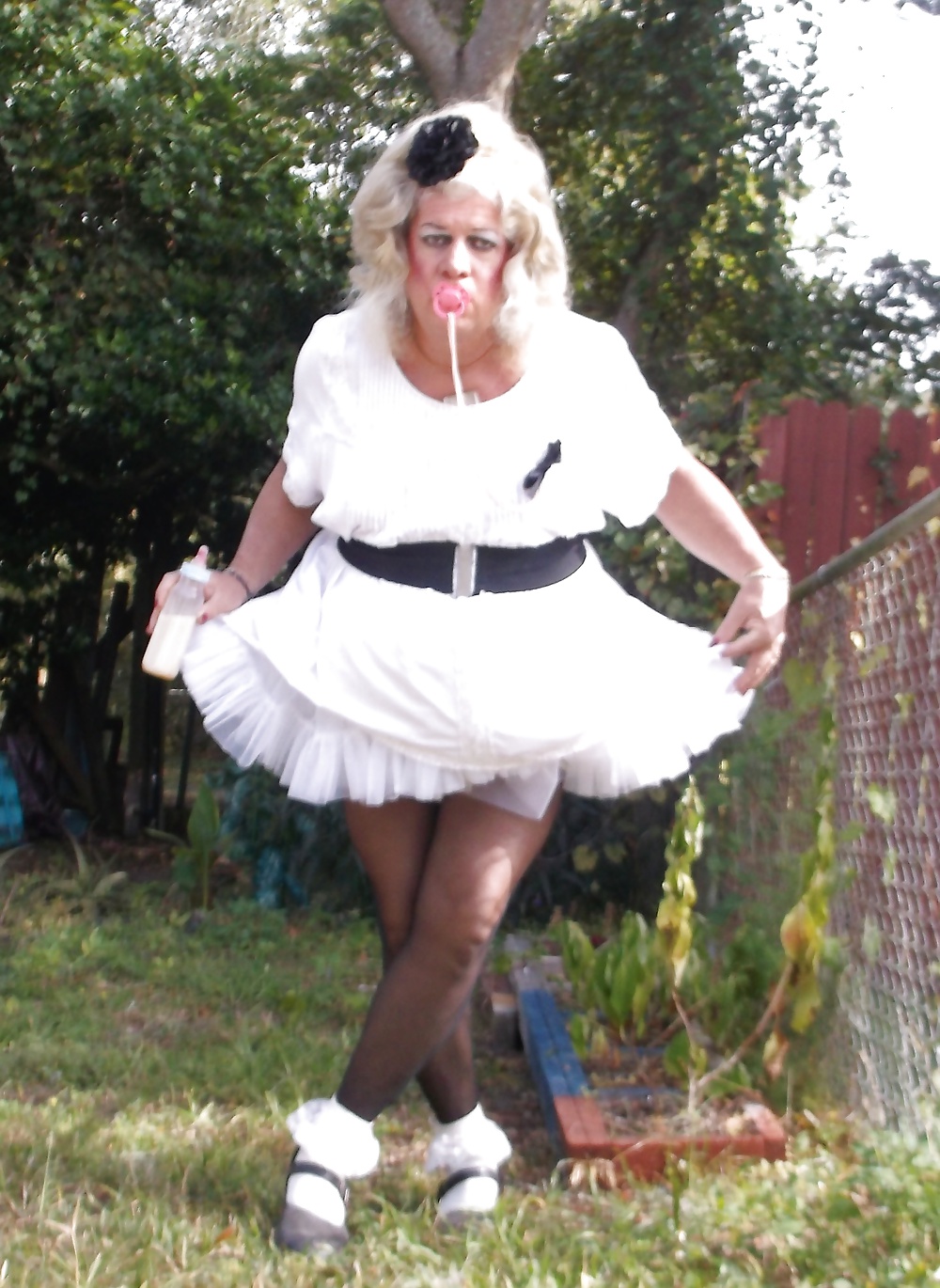 Sissy Stiefmütterchen - Erwachsene Kleines Mädchen #38738005