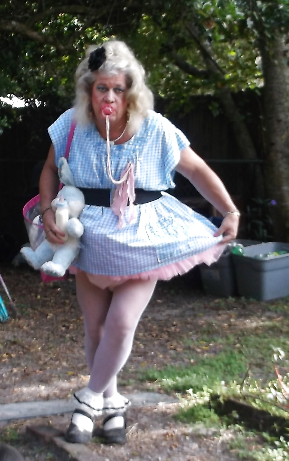 Sissy Stiefmütterchen - Erwachsene Kleines Mädchen #38738036
