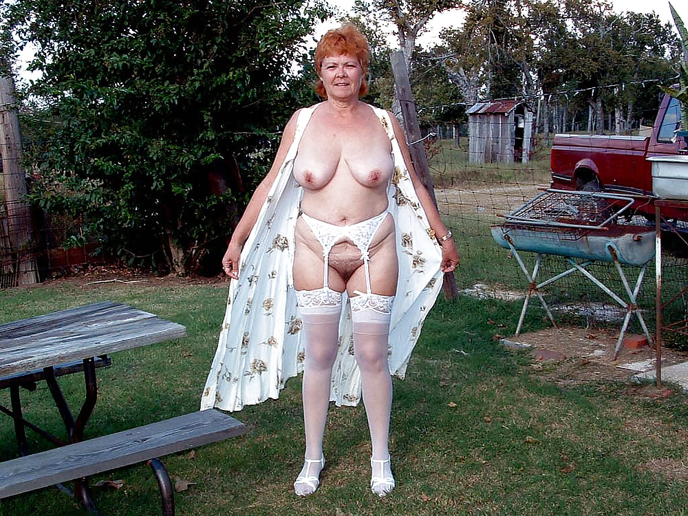 成熟した主婦とセクシーなおばあちゃん 13
 #31643053