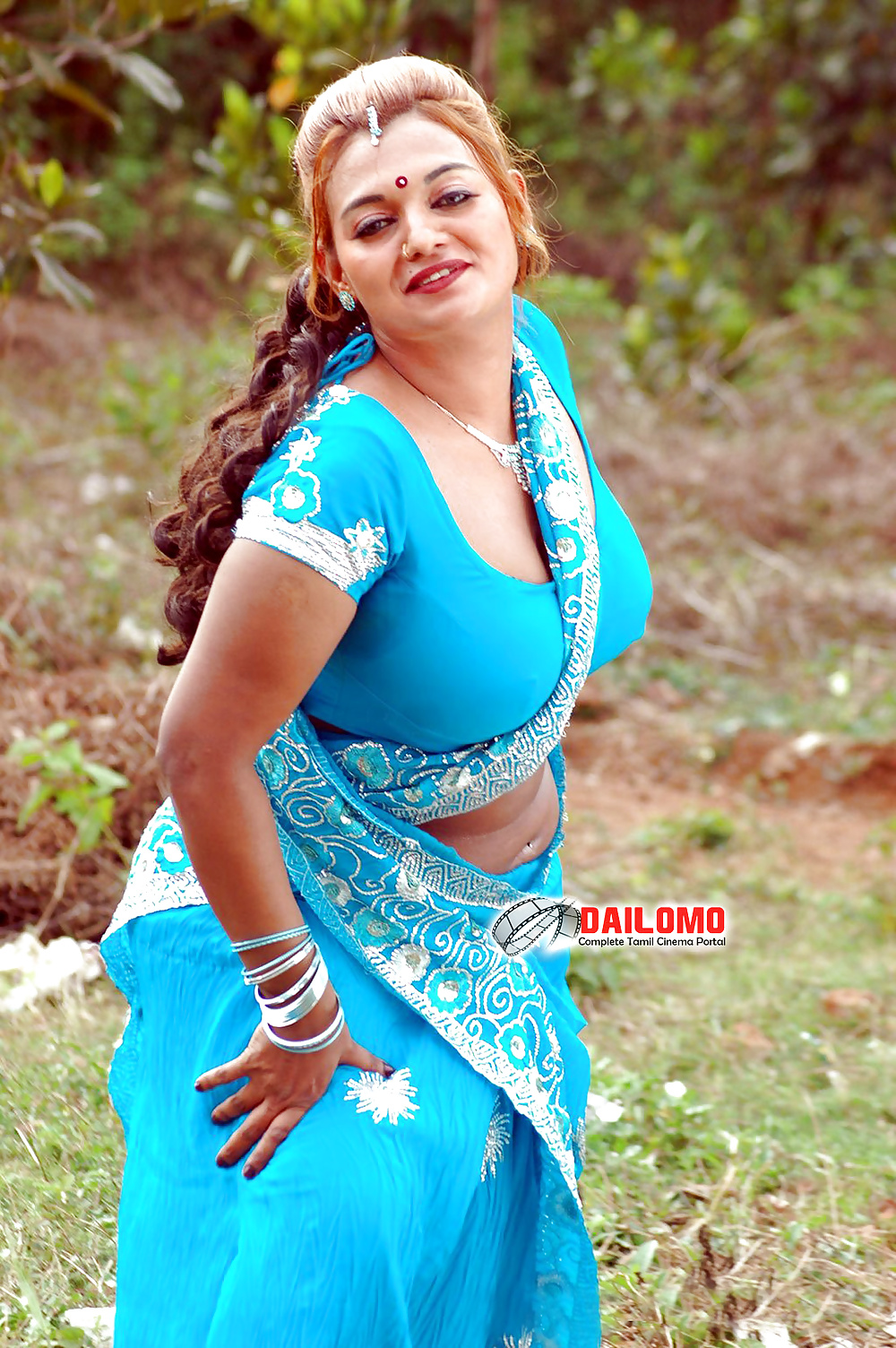 Desi aunty boobs cum
 #38990120