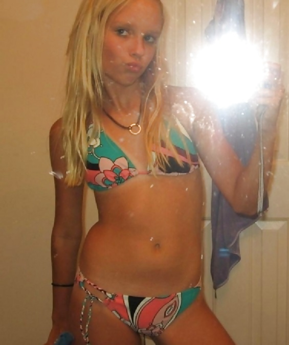 Miglior specchio autoscatto bikini, biancheria intima adolescenti
 #25891150