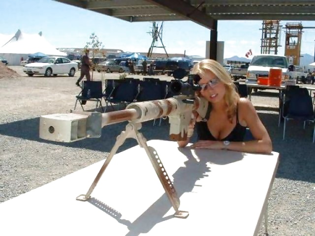 Hot Chicks with Guns Are Definitely a Killer Combination #31248438