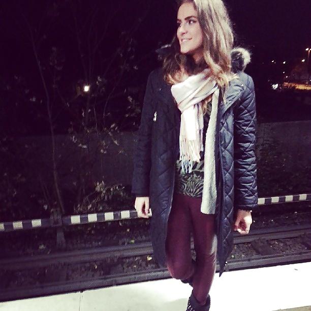 La vida es una mierda... ¡aprende a cogerla!
 #35303128