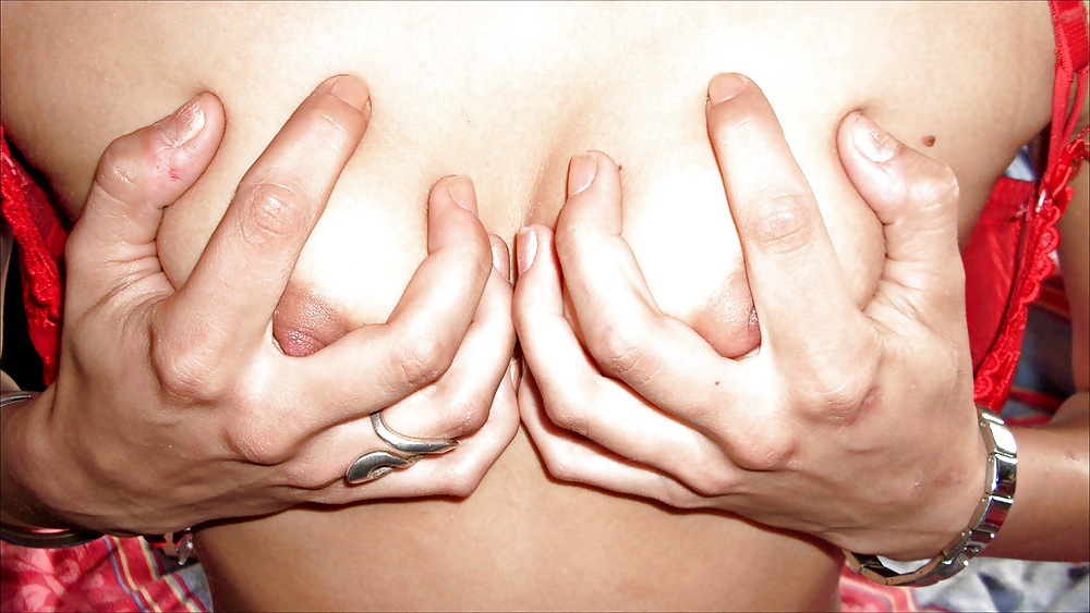 Susi showing her clit #29221360