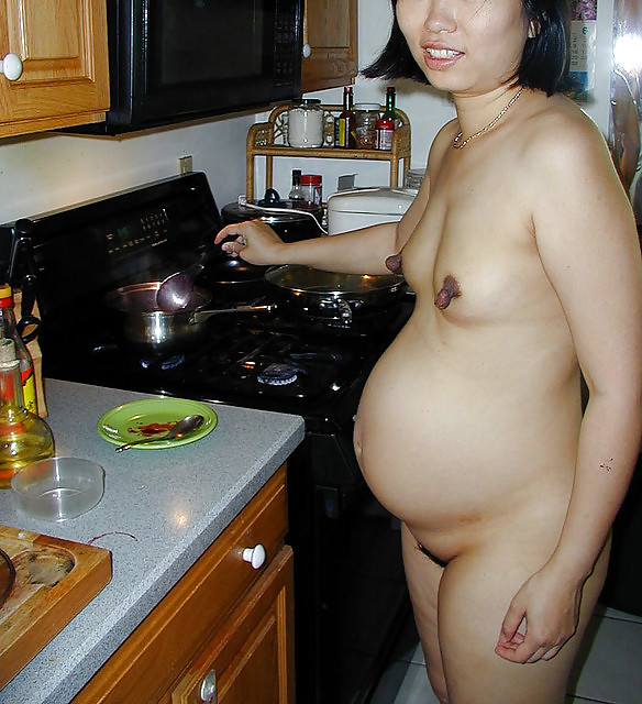 アジアの売春婦は妊娠しているので、すぐにセックスできます
 #35537138