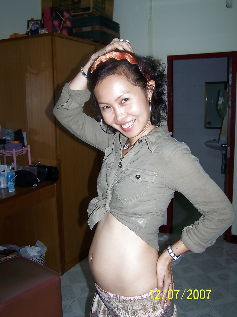 アジアの売春婦は妊娠しているので、すぐにセックスできます
 #35537175