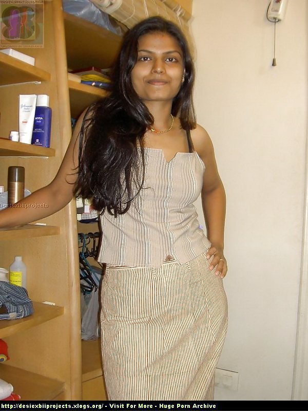 Desi Femme Sexy Arpita #24030353