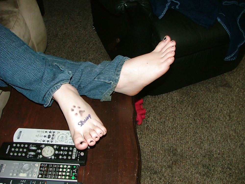 Tattooed Pierced Redhead, Foot Fetish #29916961