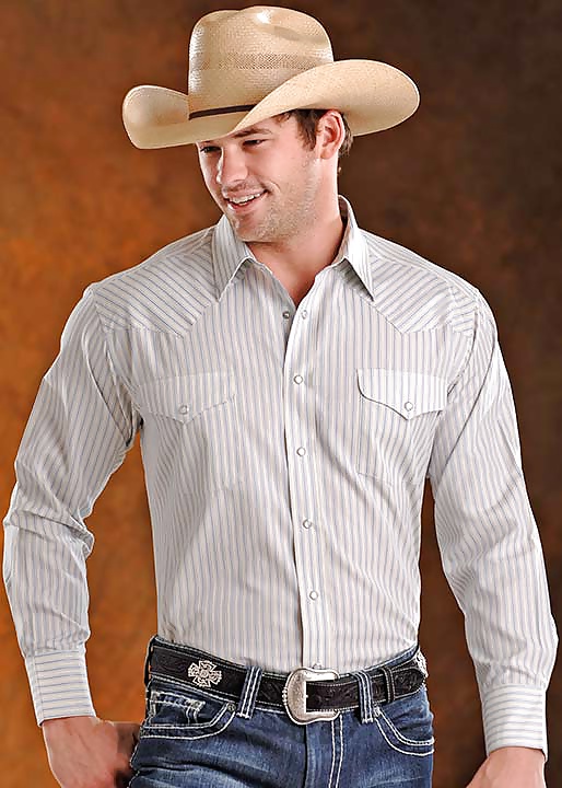 Nice shirts and some men too #27082738