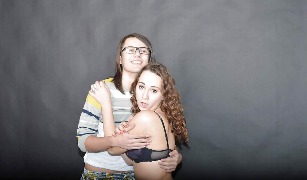 Horny teens fotoshot
 #35992454