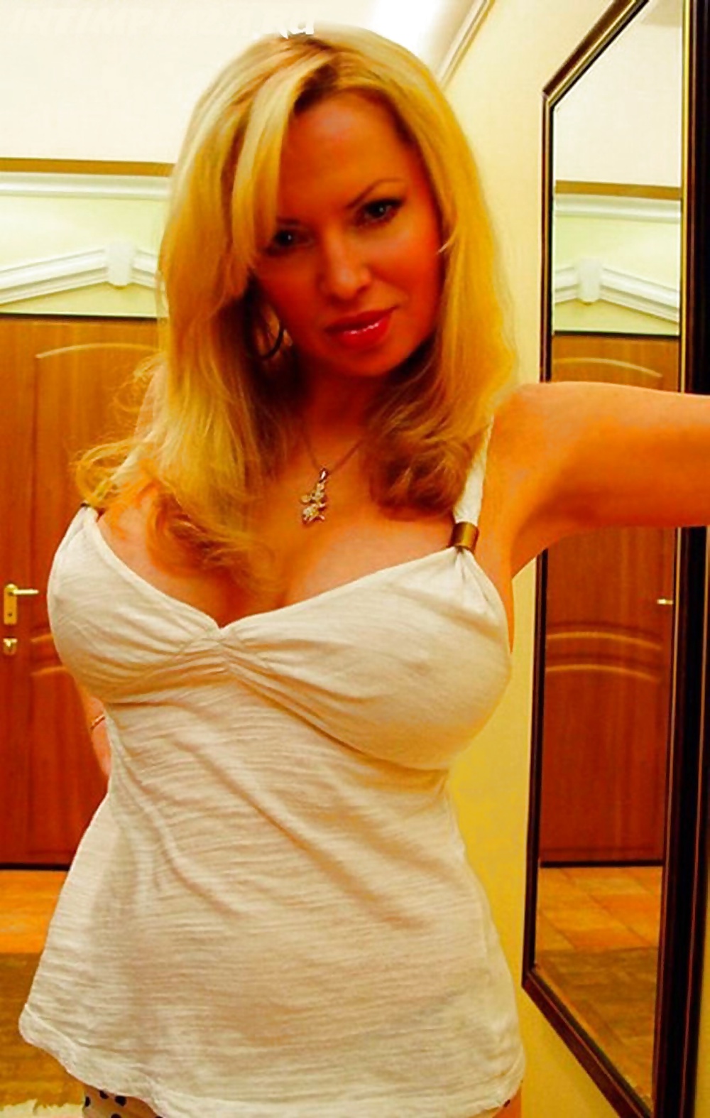 Russische Prostituierte Alla #24728374