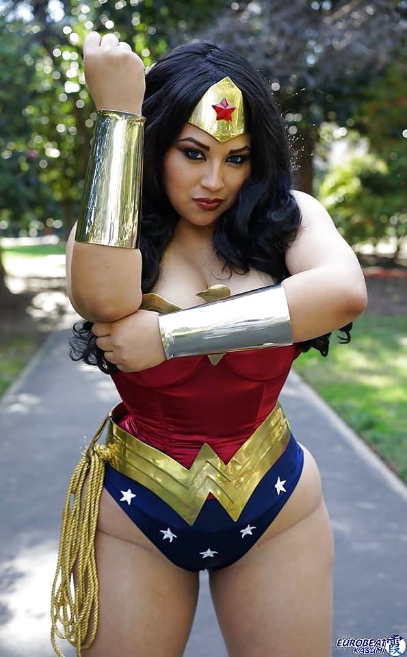 Cosplay #9: Ivy as Wonder Woman from DC Comics  #27549786