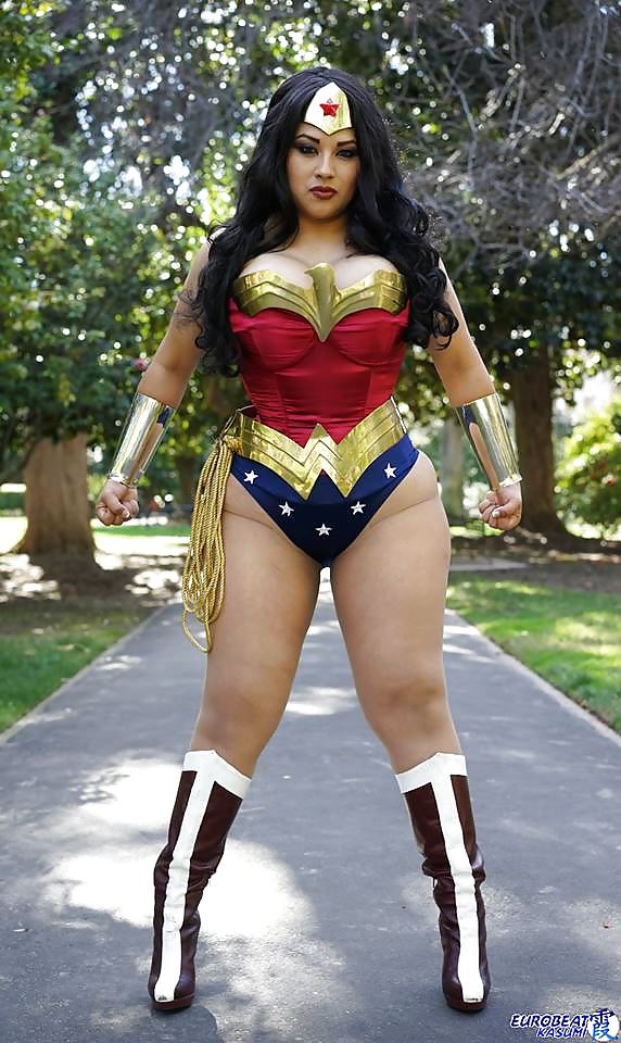 Cosplay #9: Ivy as Wonder Woman from DC Comics  #27549799