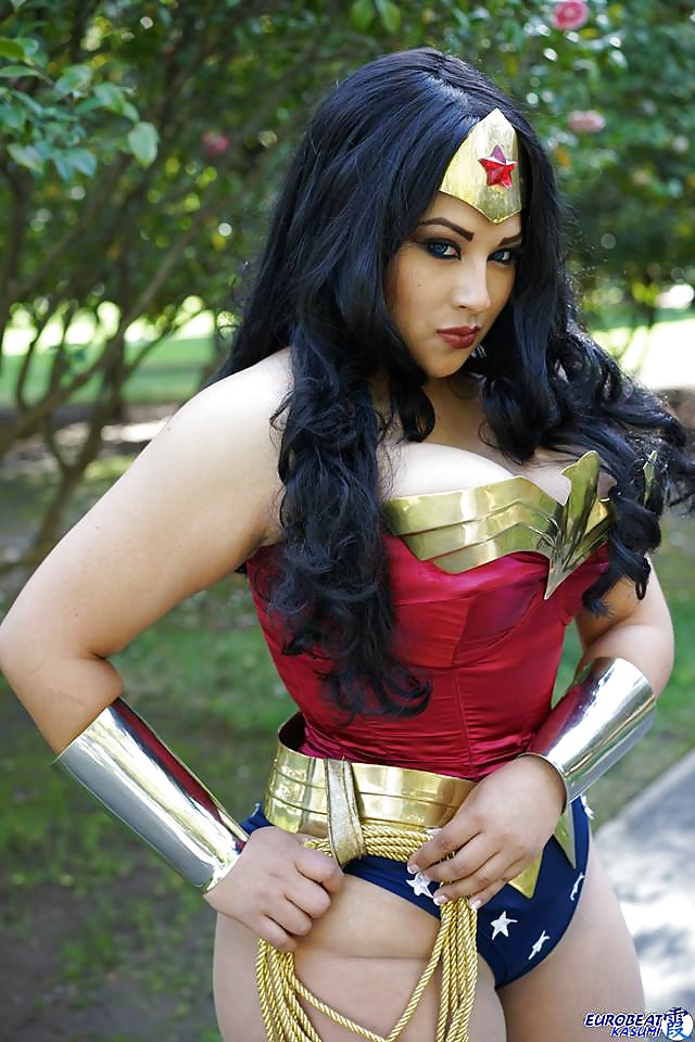 Cosplay #9: Ivy as Wonder Woman from DC Comics  #27549933