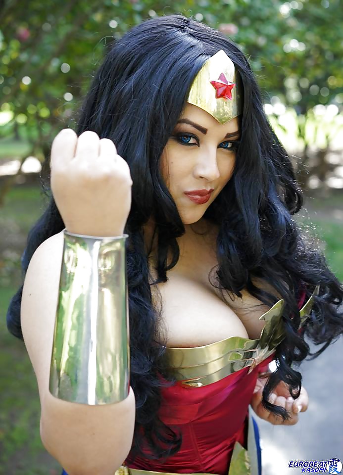 Cosplay #9: Ivy as Wonder Woman from DC Comics  #27549951