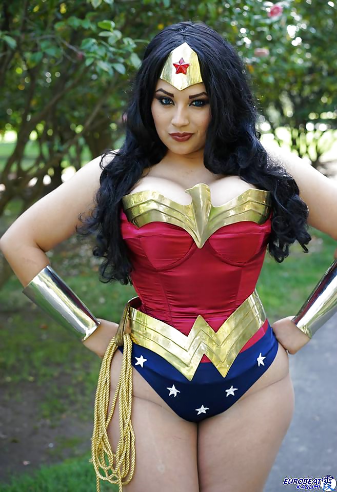 Cosplay #9: Ivy as Wonder Woman from DC Comics  #27549989