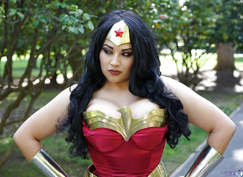 Cosplay #9: Ivy as Wonder Woman from DC Comics  #27549996