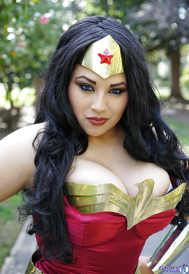 Cosplay #9: Ivy as Wonder Woman from DC Comics  #27550011
