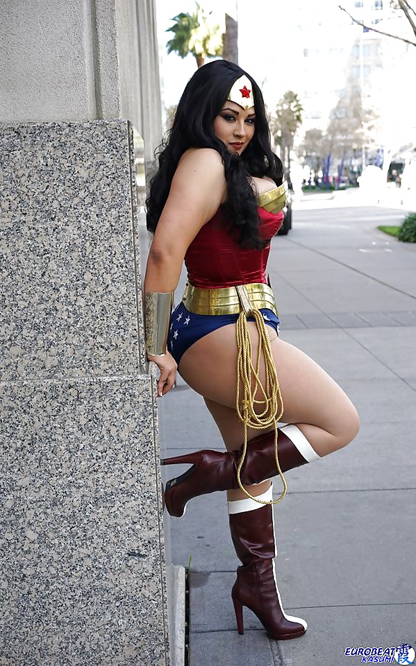 Cosplay #9: Ivy as Wonder Woman from DC Comics  #27550024