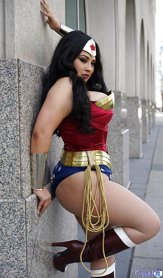 Cosplay #9: Ivy as Wonder Woman from DC Comics  #27550038