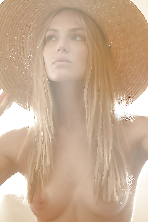 Chicas con estilo 8
 #26403295