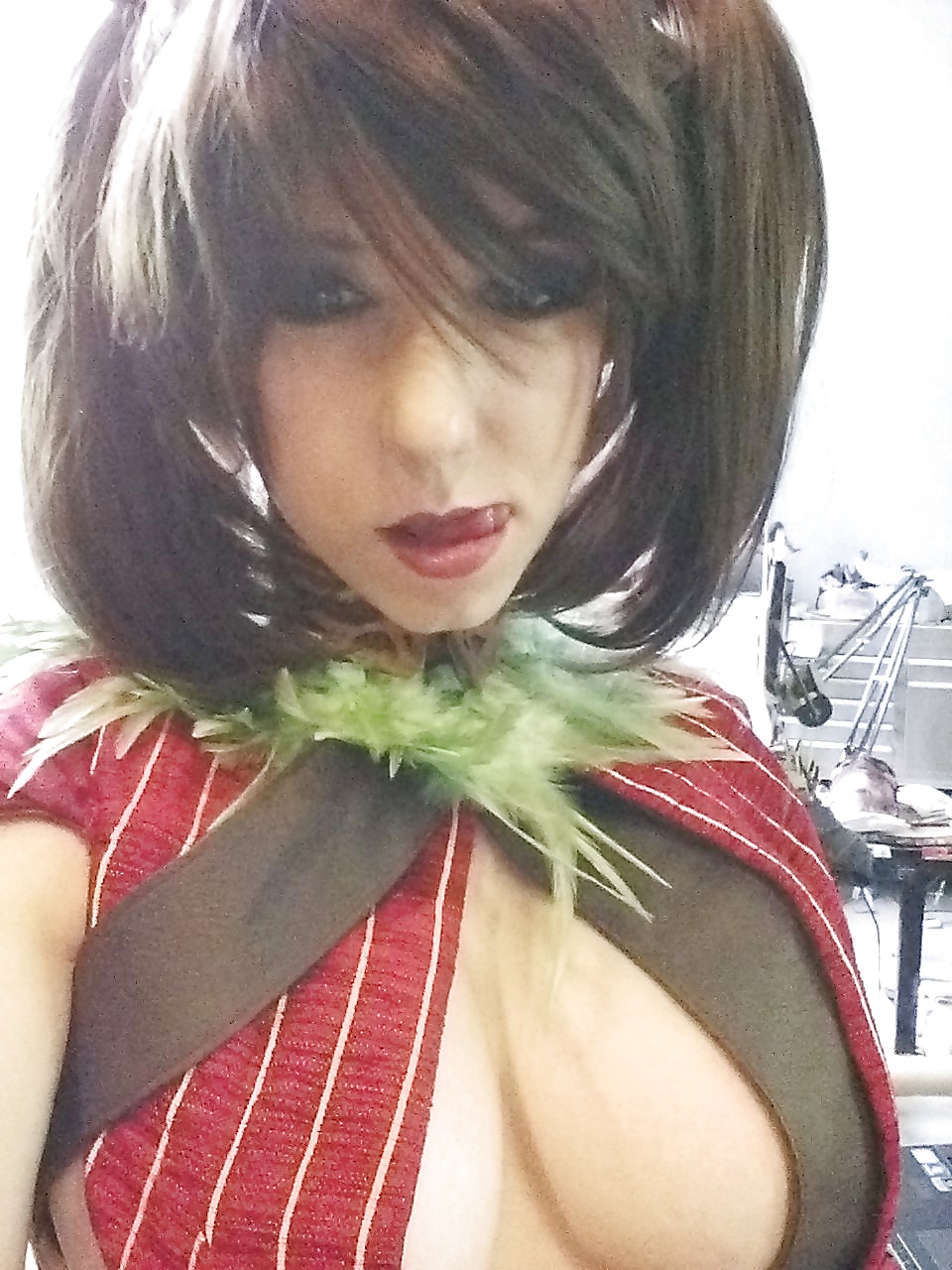 Grosse Salope Cosplay Titted #31041063