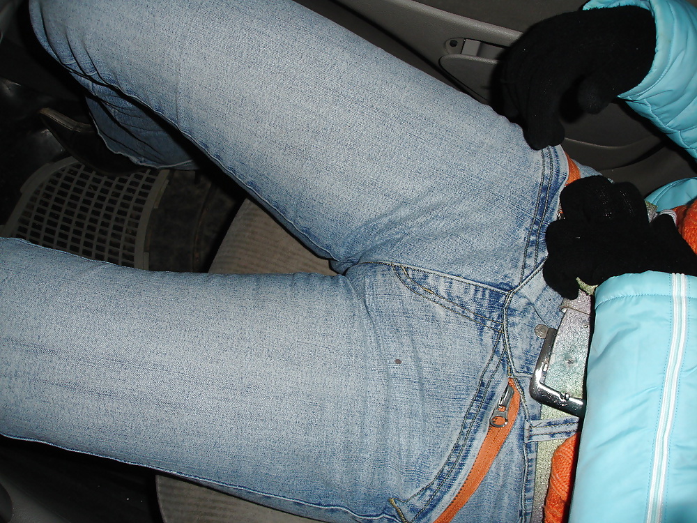 Regine in jeans clvi
 #25730821