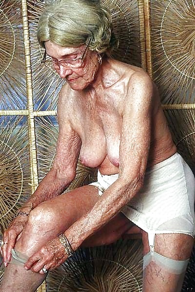 Granny Show's You Can Be Old But Still Look Sexy #40102527