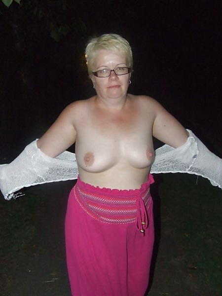 Blinkt Ihre Titten 3 #25161784