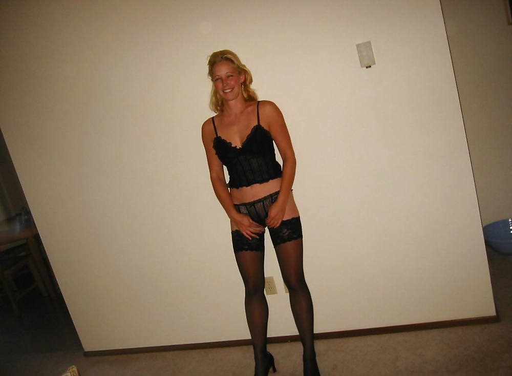 Blonde Frau Joyce #34609093