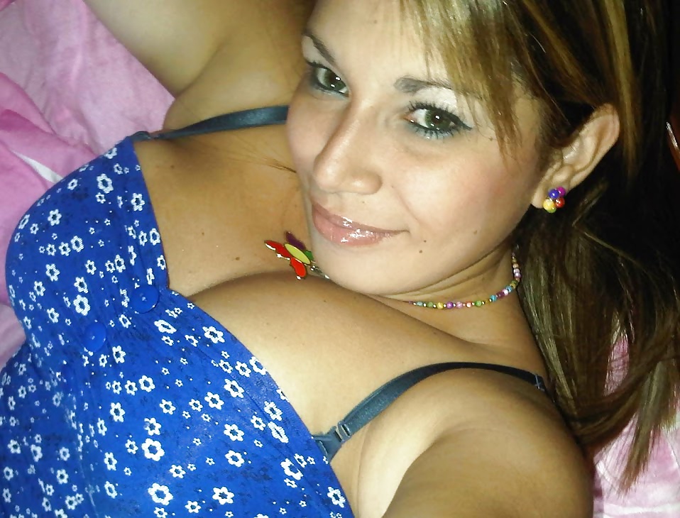 Yummy latina milf
 #25393939