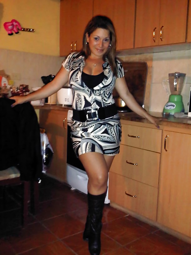 Yummy Latina Milf #25393949