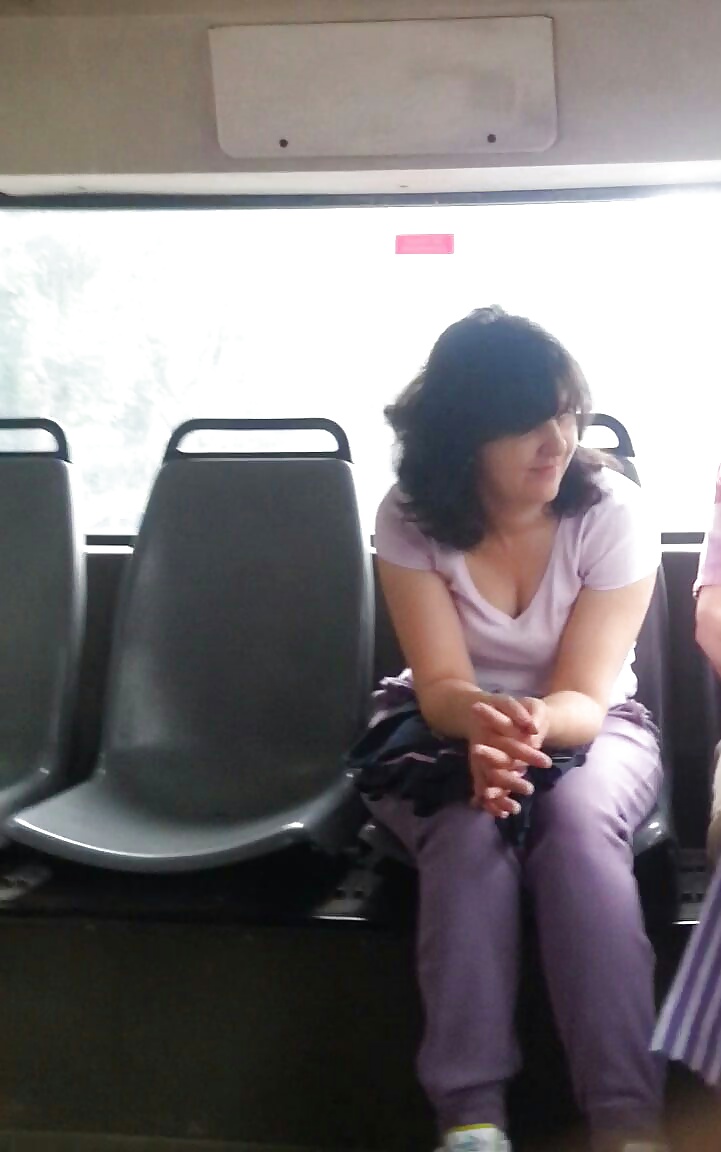 Spion Alt + Jung In Bus, Straßenbahn Rumänisch #26735369