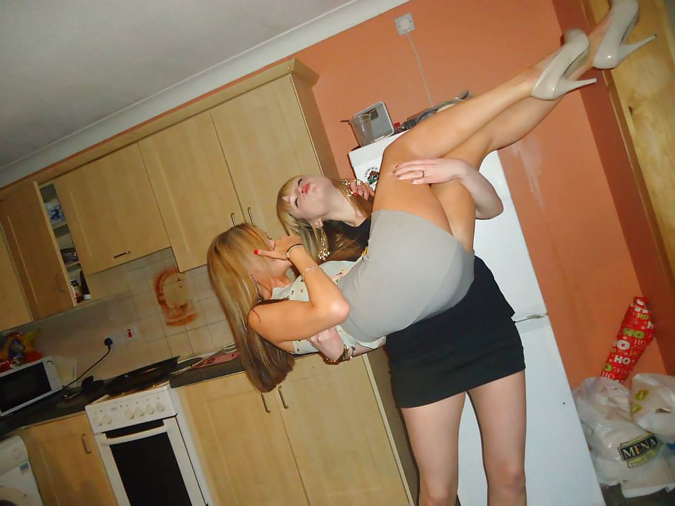 セクシーなカバンの女の子
 #26472239