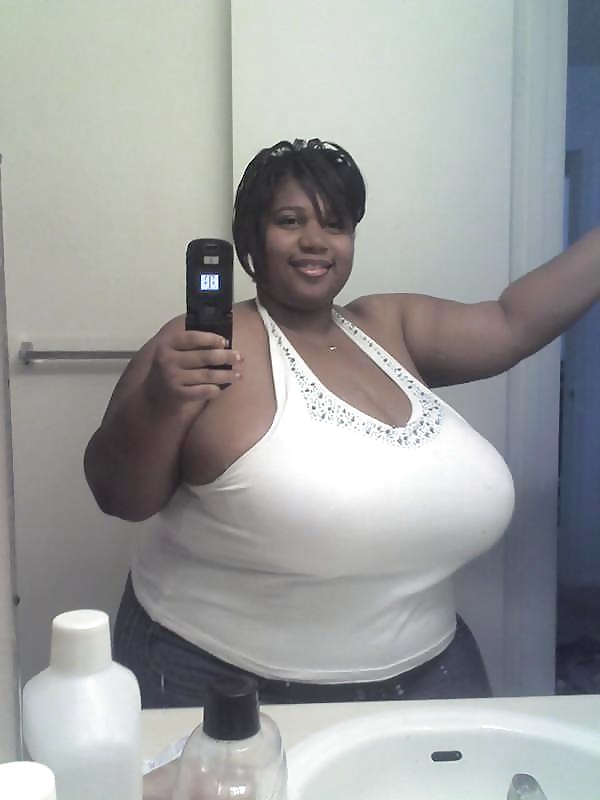 The size of titties that i love! #39322211