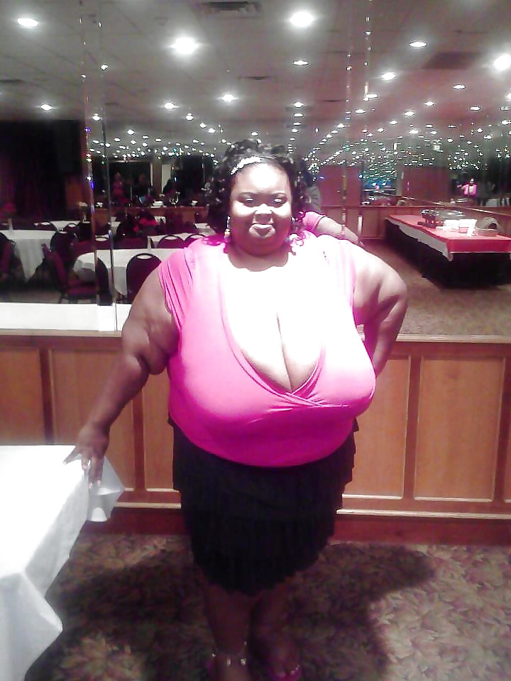 The size of titties that i love! #39322339
