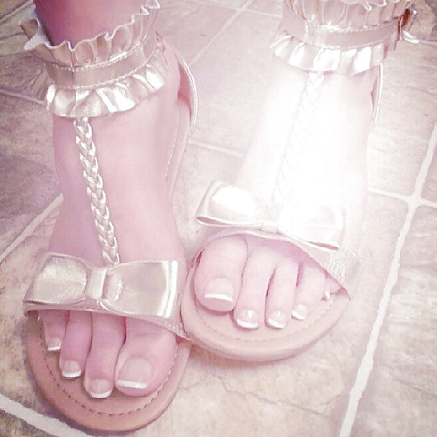 Paki, indian, bengali, hijabi feet, toes and heels part 1 
 #33036948