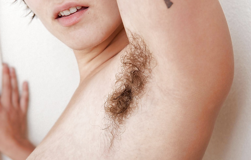 Miscellaneous girls showing hairy, unshaven armpits 6 #35410509