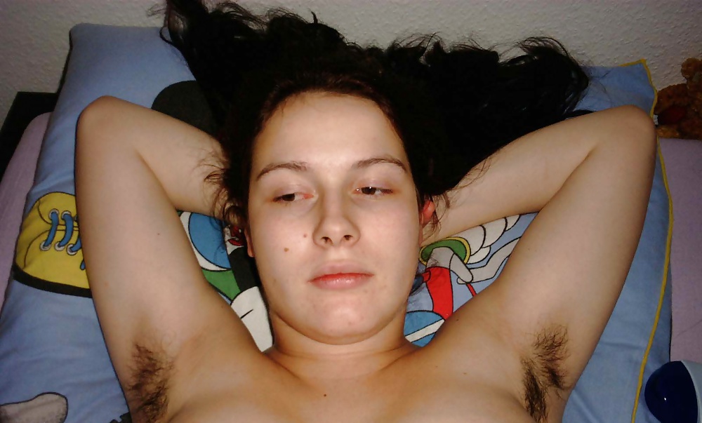 Miscellaneous girls showing hairy, unshaven armpits 6 #35410571